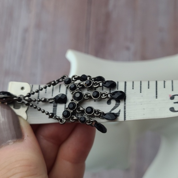 BLACK BEADED DANGLING CHANDLER PIERCED EARRINGS - Picture 8 of 8